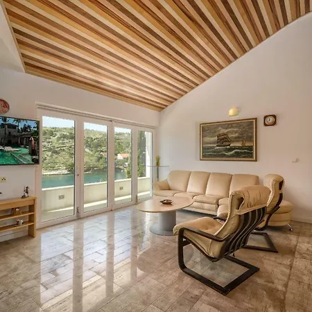 Lavanda * Milna (Brac)