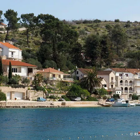 Villa Lavanda Milna (Brac)